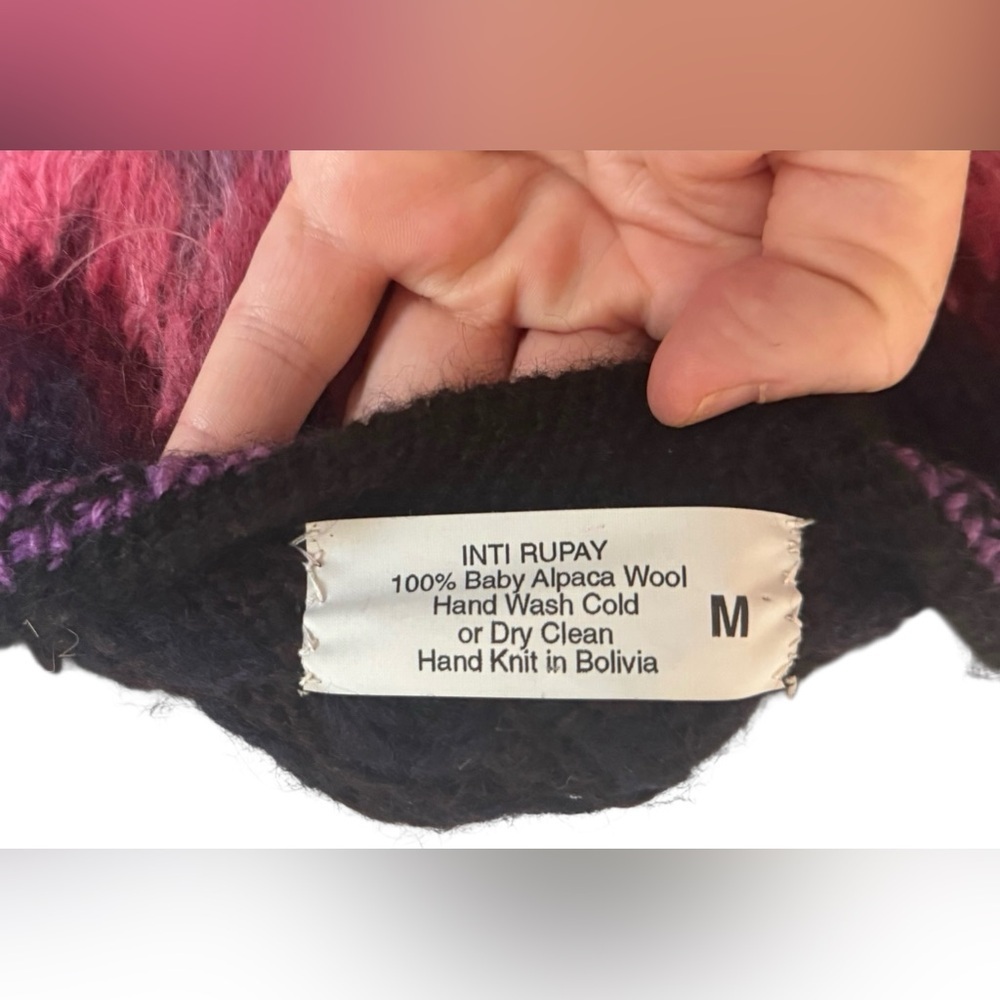 Hand Knit 100% Baby Alpaca wool Cardigan M – Made in Bolivia - Picture 5 of 5